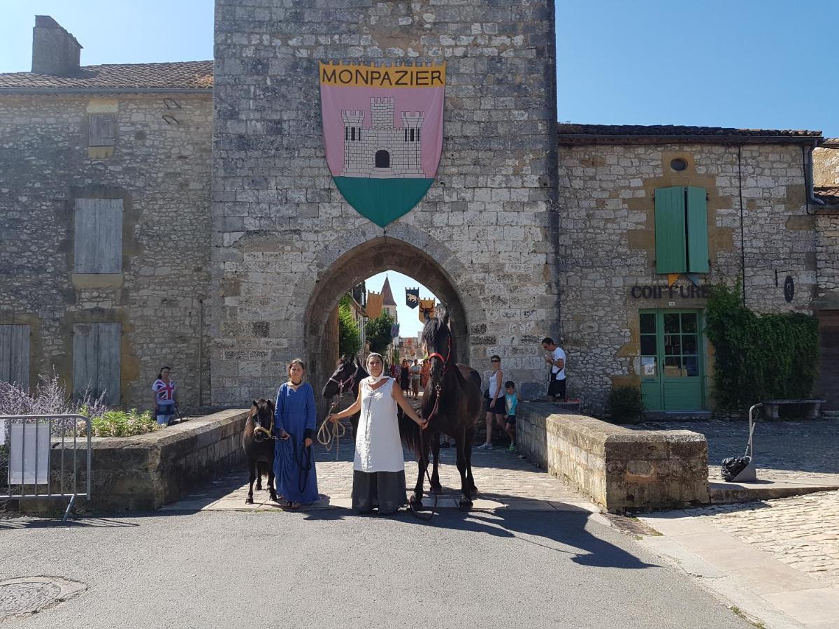 Gite Equestre Domaine Des Crins - Monpazier Capdrot Exterior photo